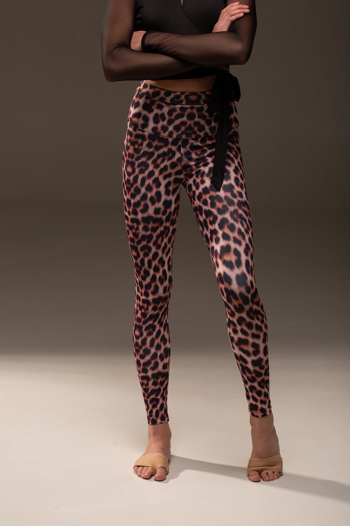 High-waisted leggings