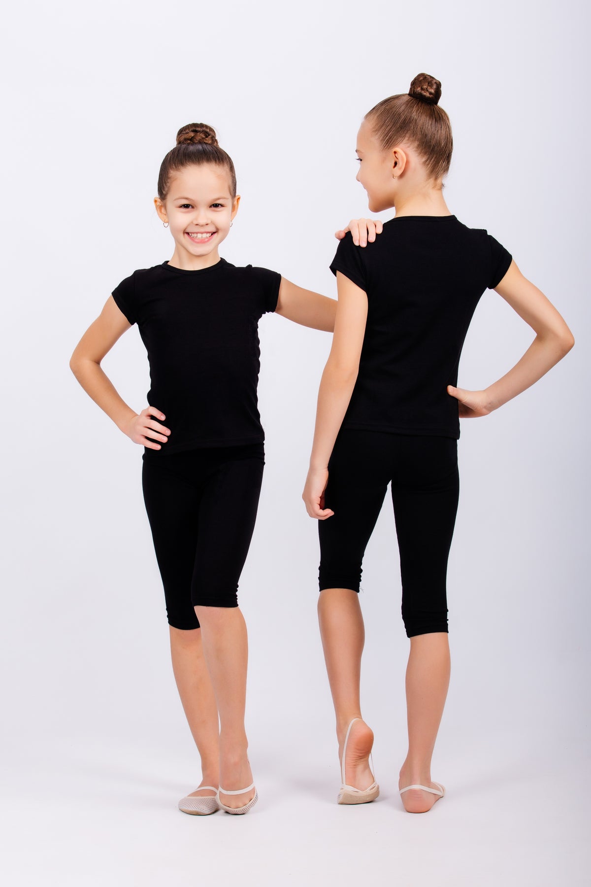 Knee-length cycling shorts