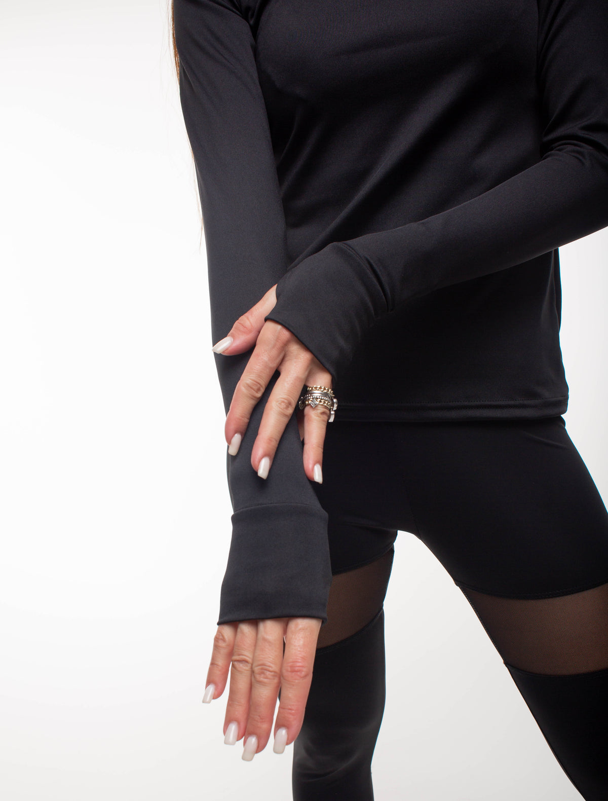 Longsleeve with thumbhole cuff