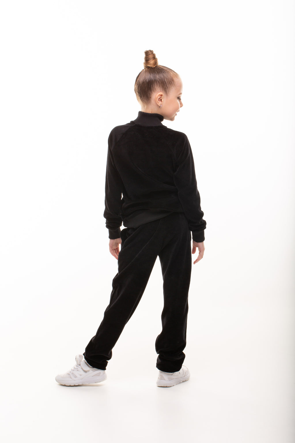 Girl's Sportswear Set (Black Velour)