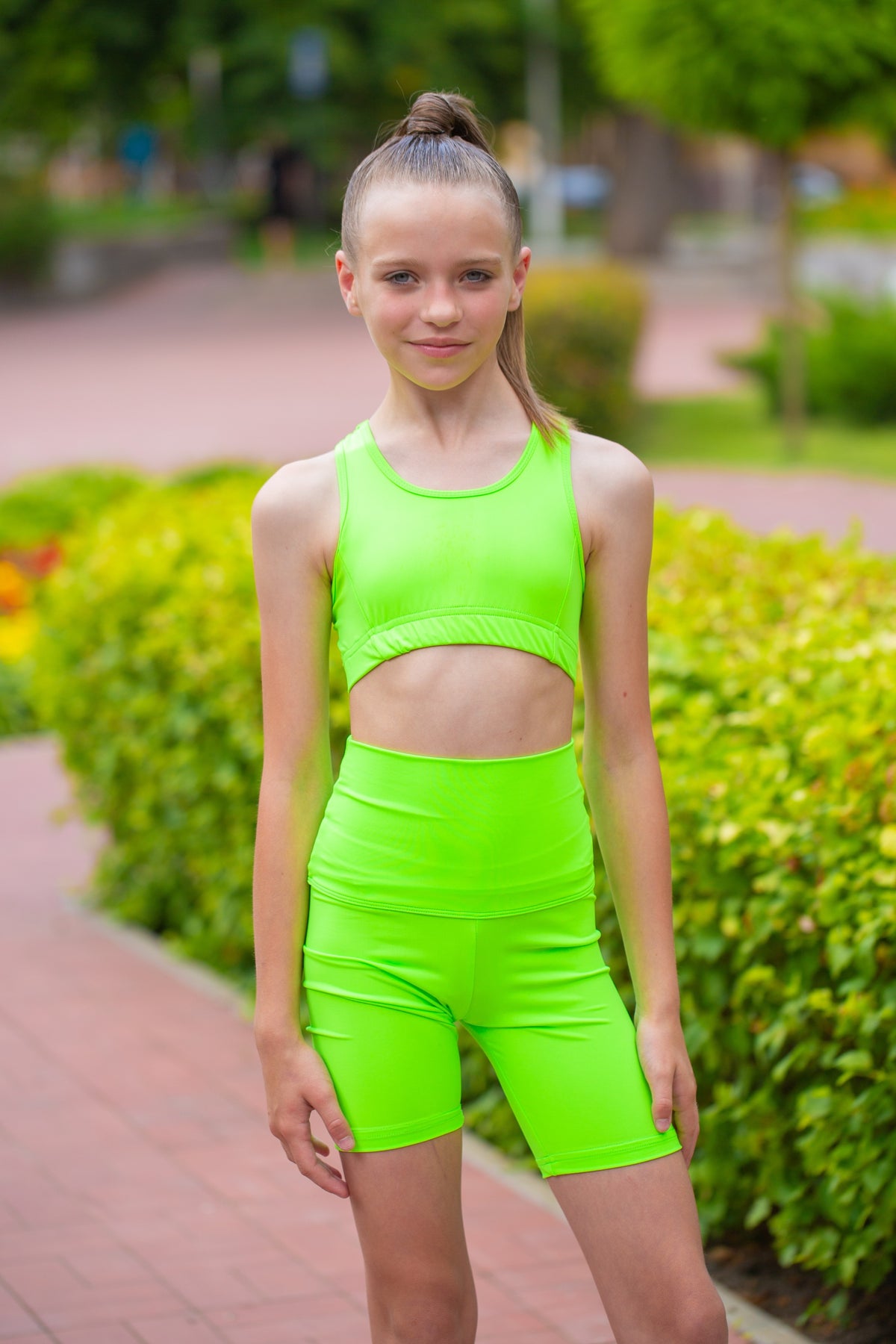 High-waisted biker shorts
