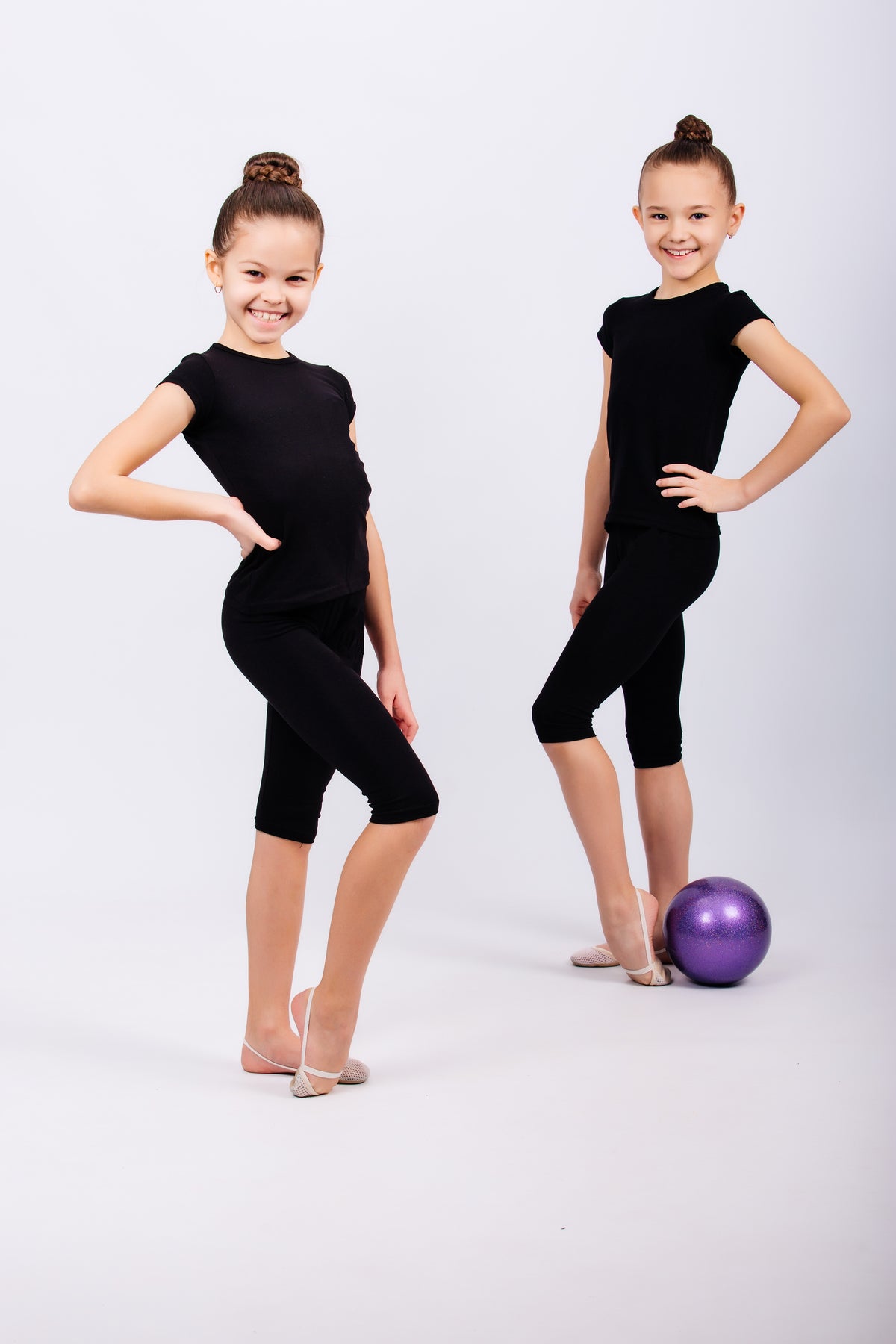 Knee-length cycling shorts