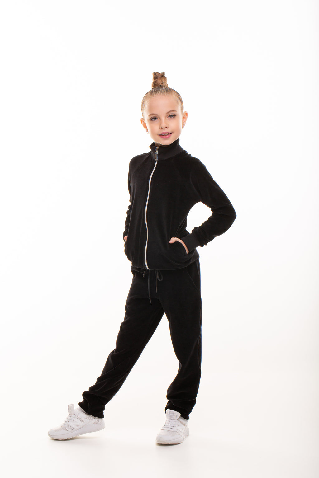 Girl's Sportswear Set (Black Velour)