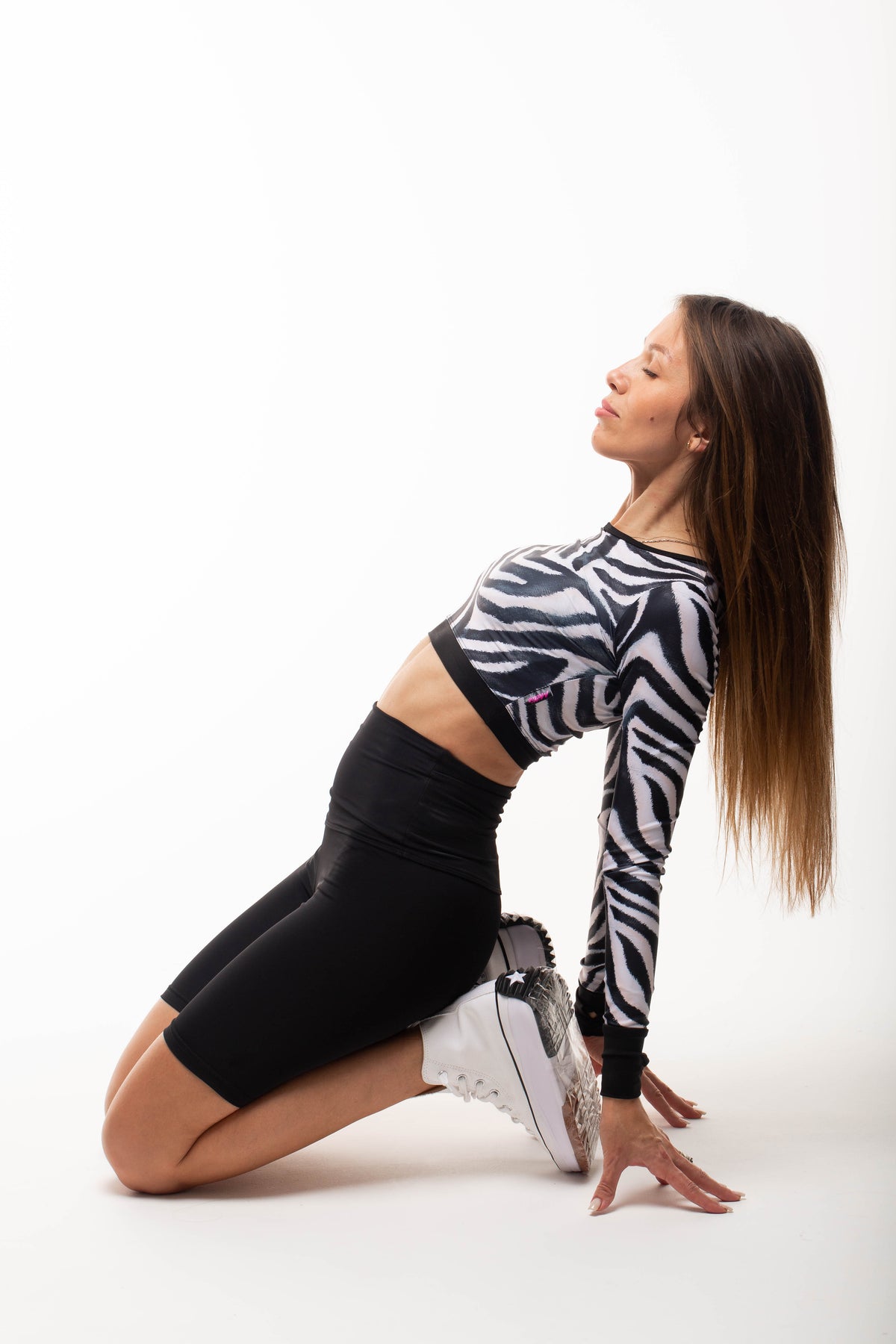 Long sleeve top with thumb cuff